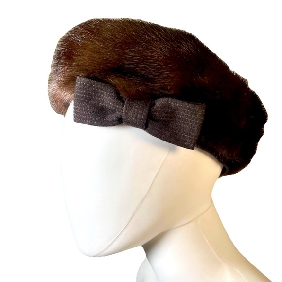 Lord & Taylor Salon Vintage Genuine MINK Women’s BERET HAT Small 60s Chic - Picture 1 of 16